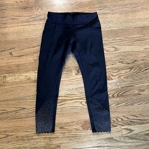 Lululemon Tight Stuff Tight II Crop Luxtreme Scallop Hem - Black -8